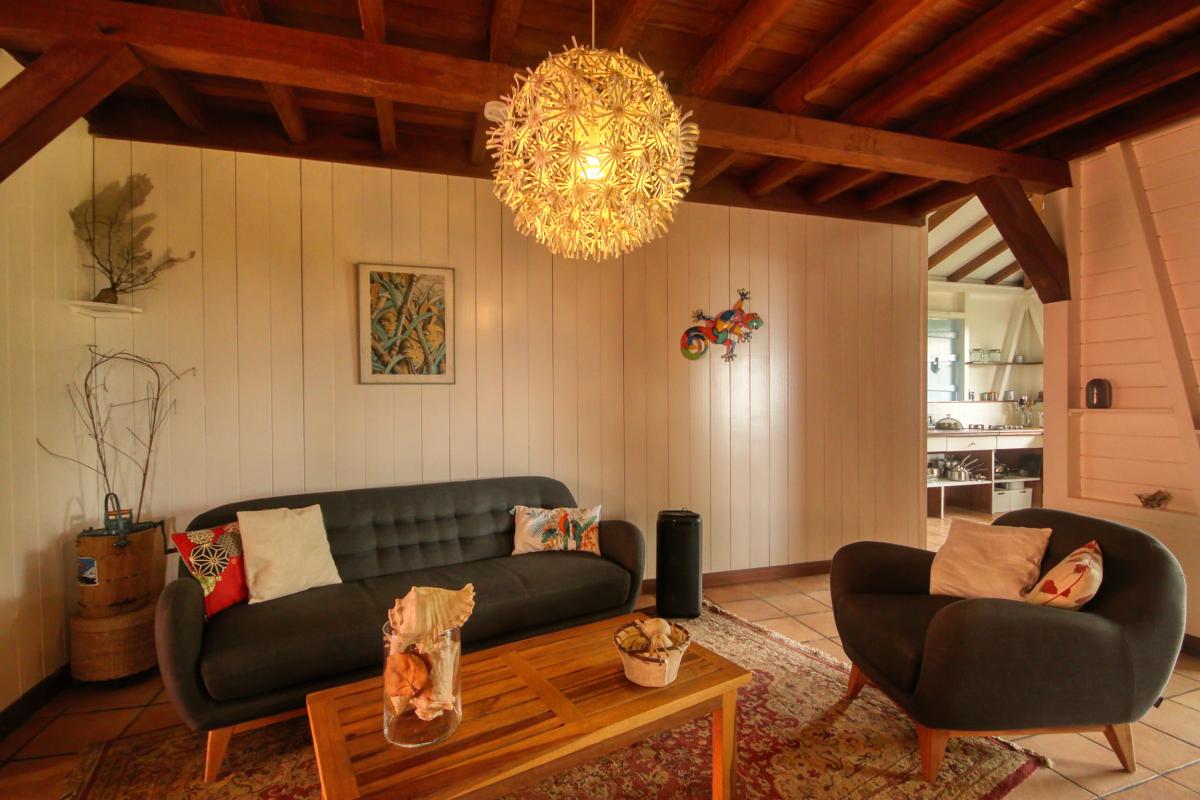 10 Villa rivière salée Martinique salon canapé